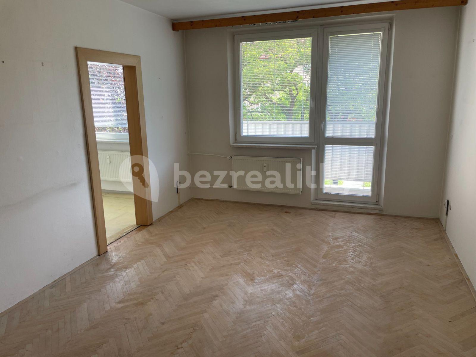 Prodej bytu 3+1 72 m², Višňovce, Hulín, Zlínský kraj