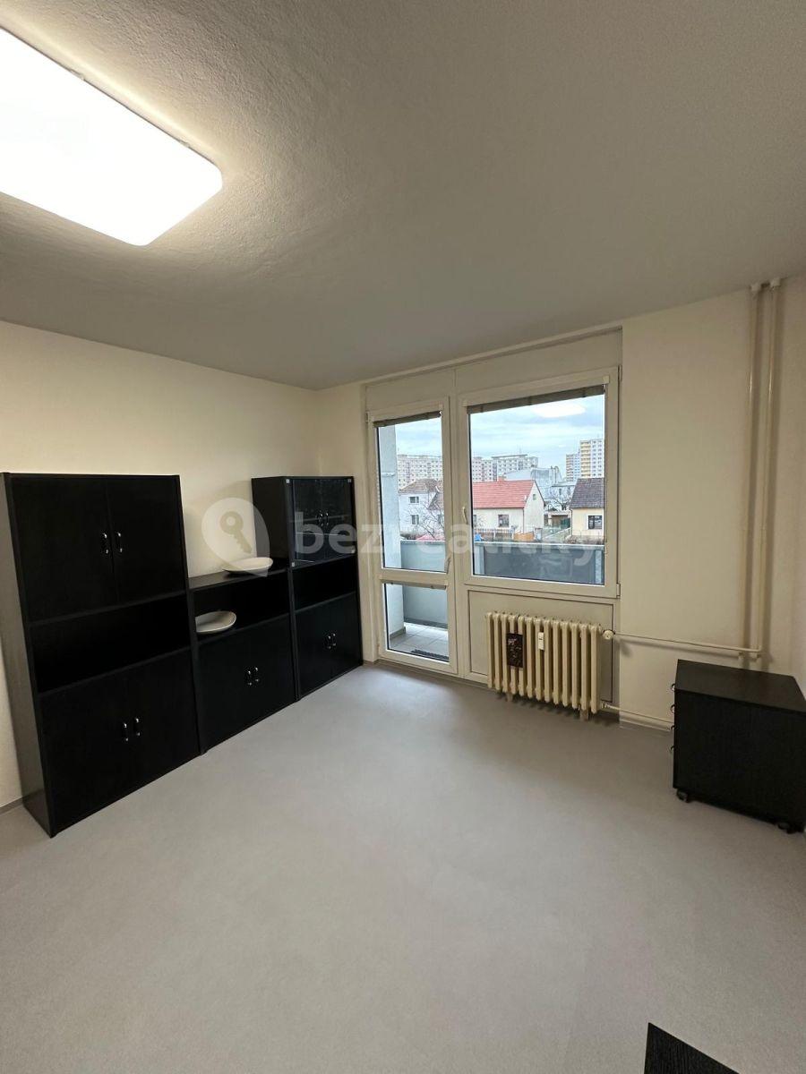 Pronájem bytu 1+kk 36 m², Brožíkova, Hradec Králové, Královéhradecký kraj