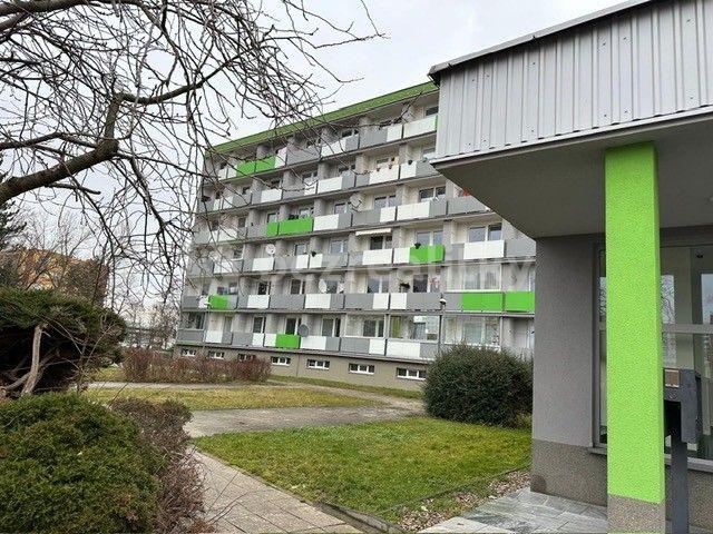 Pronájem bytu 1+kk 36 m², Brožíkova, Hradec Králové, Královéhradecký kraj