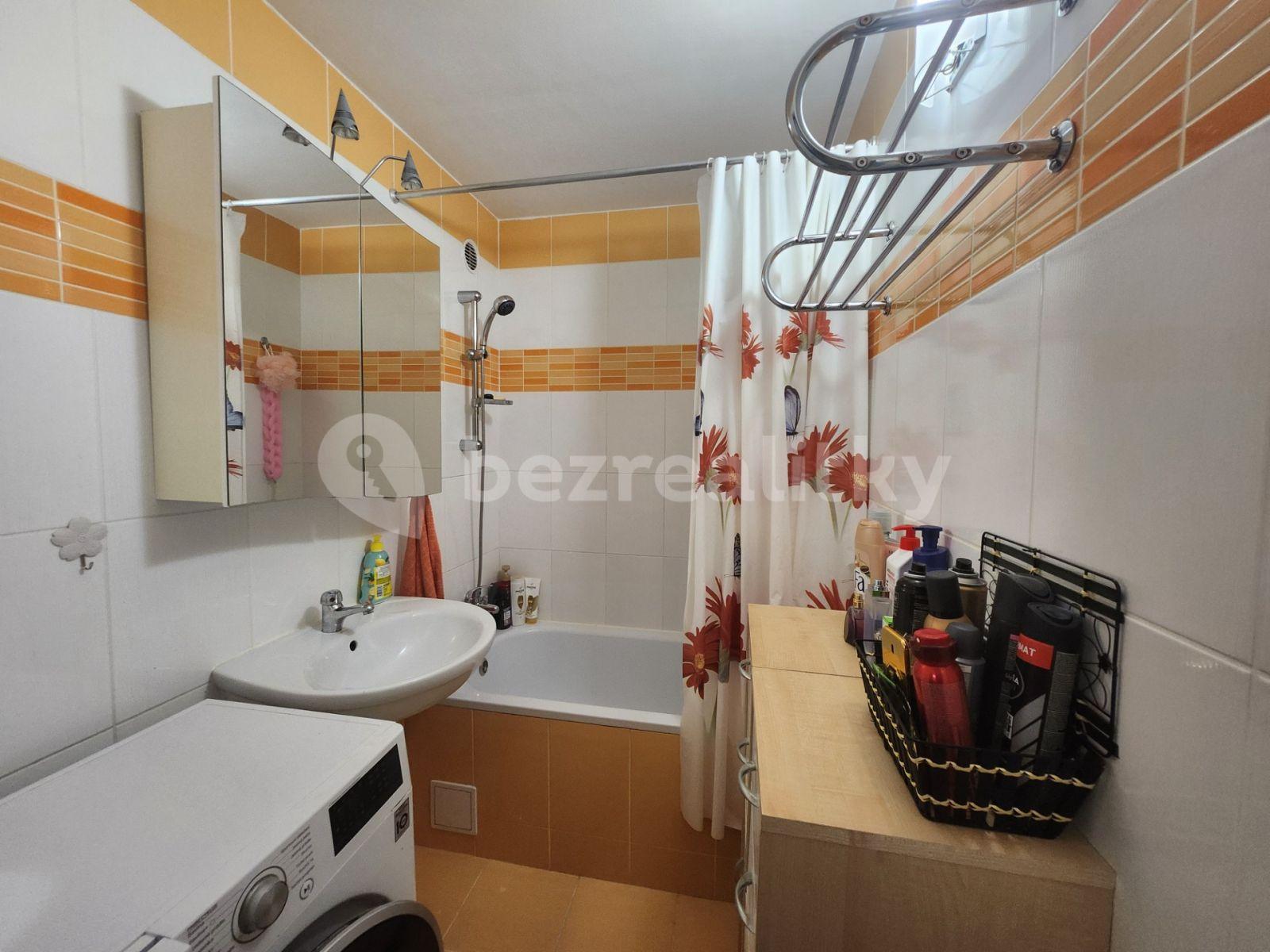 Pronájem bytu 2+kk 47 m², U Valu, Praha, Praha