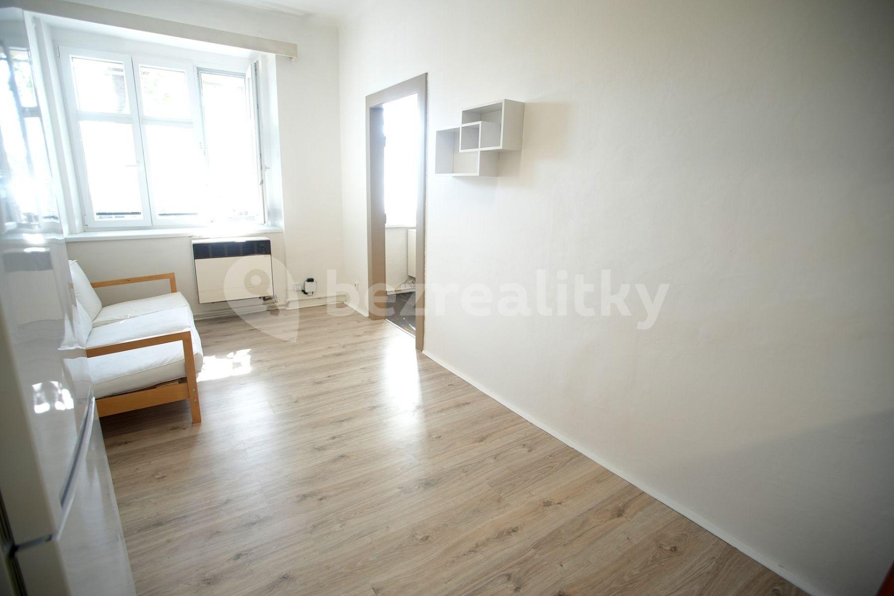 Pronájem bytu 2+kk 42 m², U Vysočanského pivovaru, Praha, Praha