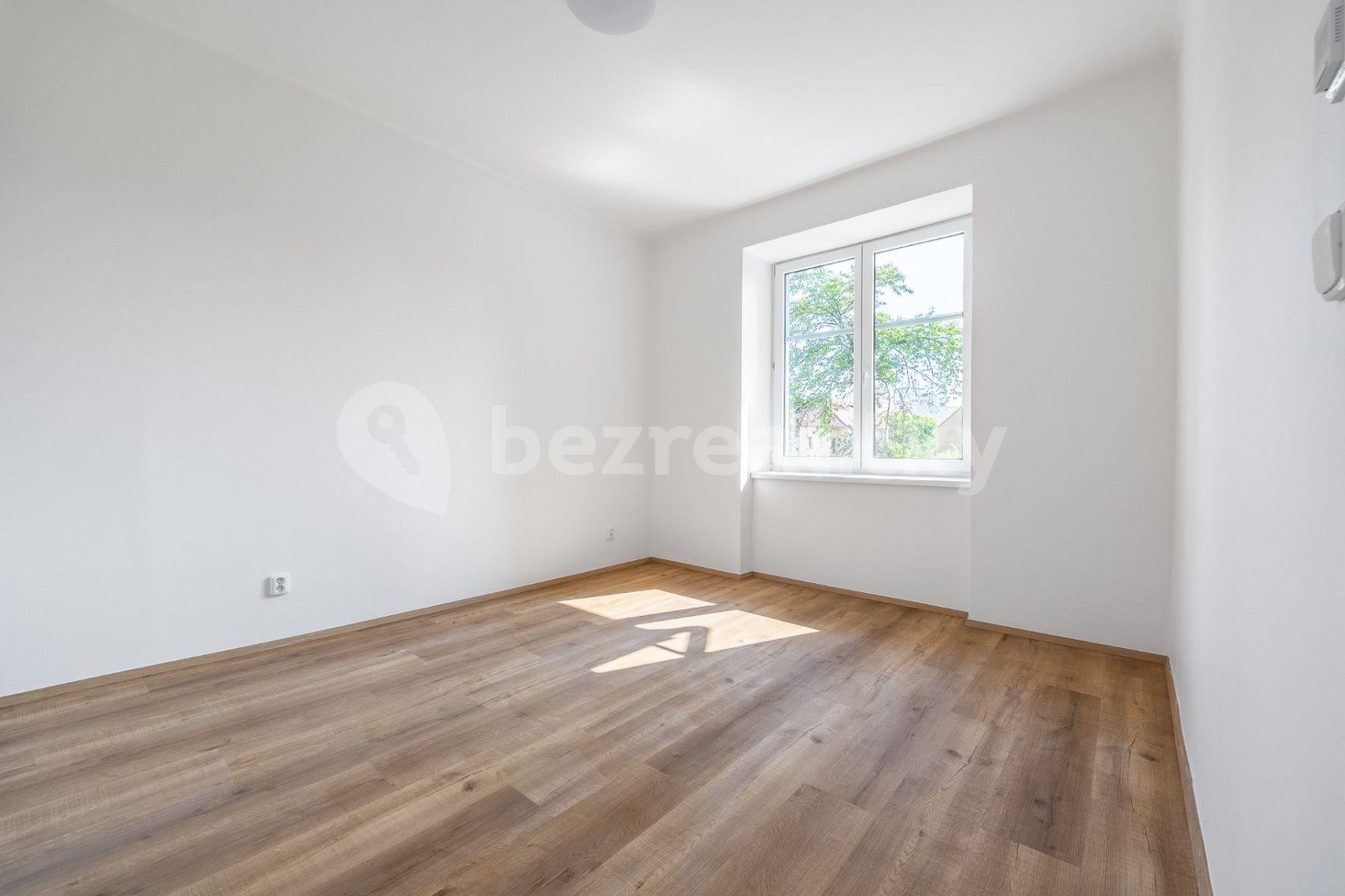 Prodej bytu 3+kk 68 m², Stehlíkova, Slaný, Středočeský kraj