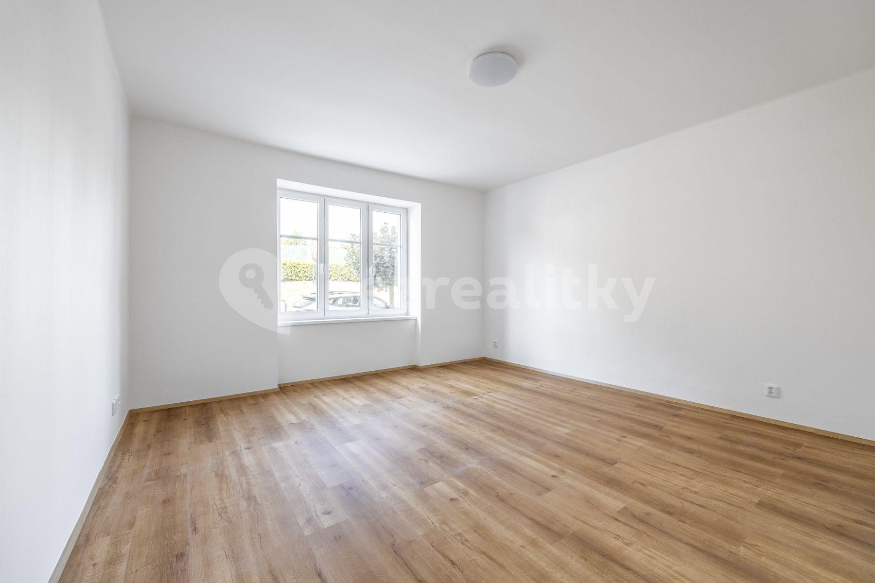 Prodej bytu 3+kk 68 m², Stehlíkova, Slaný, Středočeský kraj