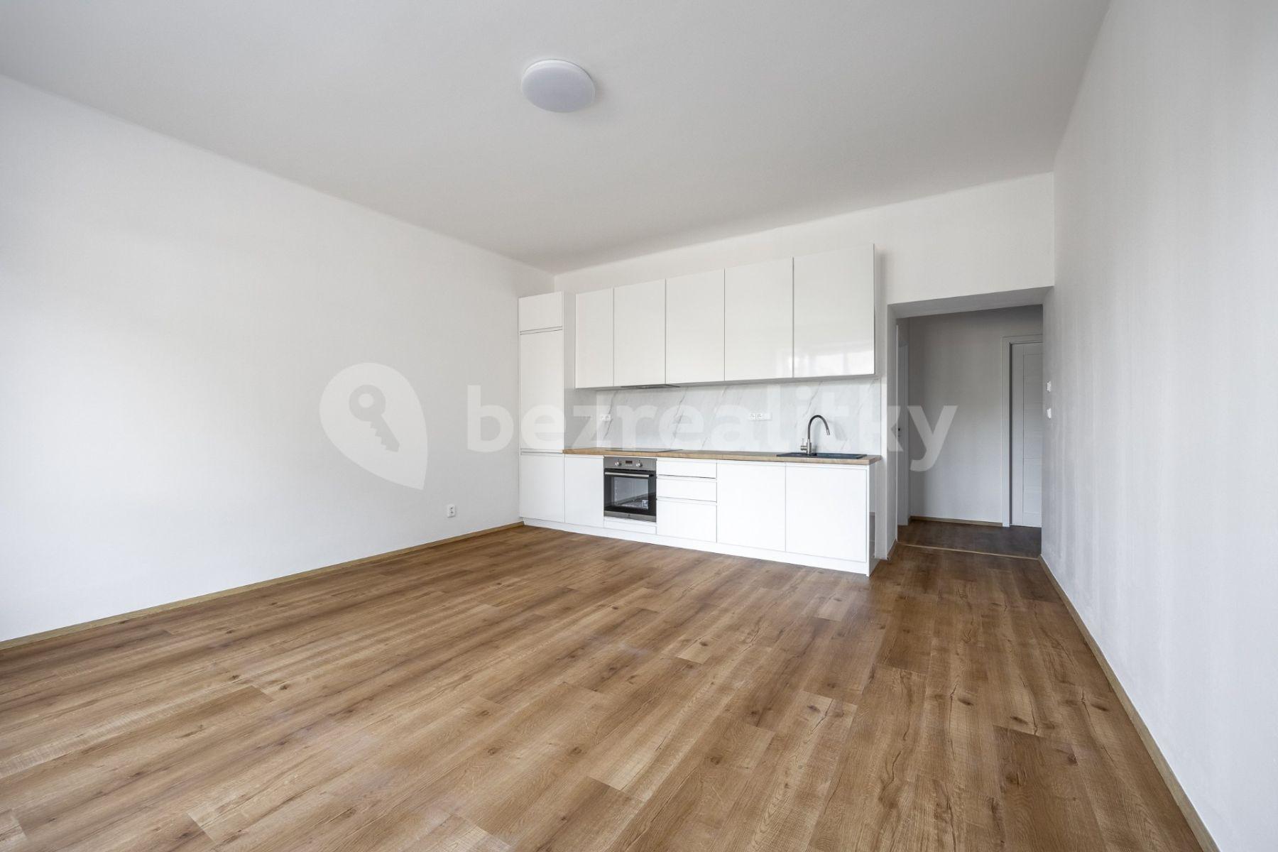 Prodej bytu 3+kk 68 m², Stehlíkova, Slaný, Středočeský kraj