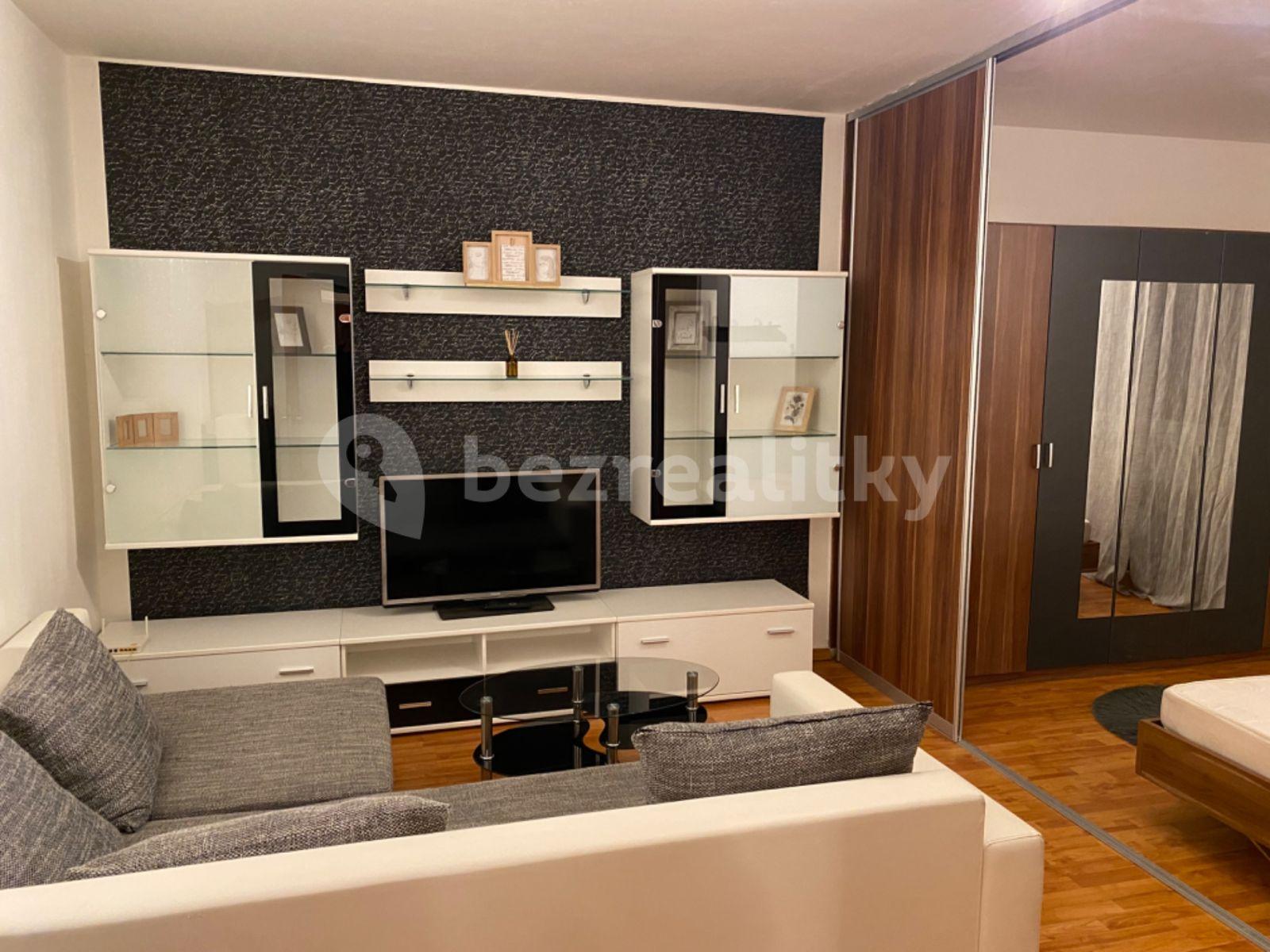 Pronájem bytu 2+1 44 m², Drobného, Dúbravka, Bratislavský kraj