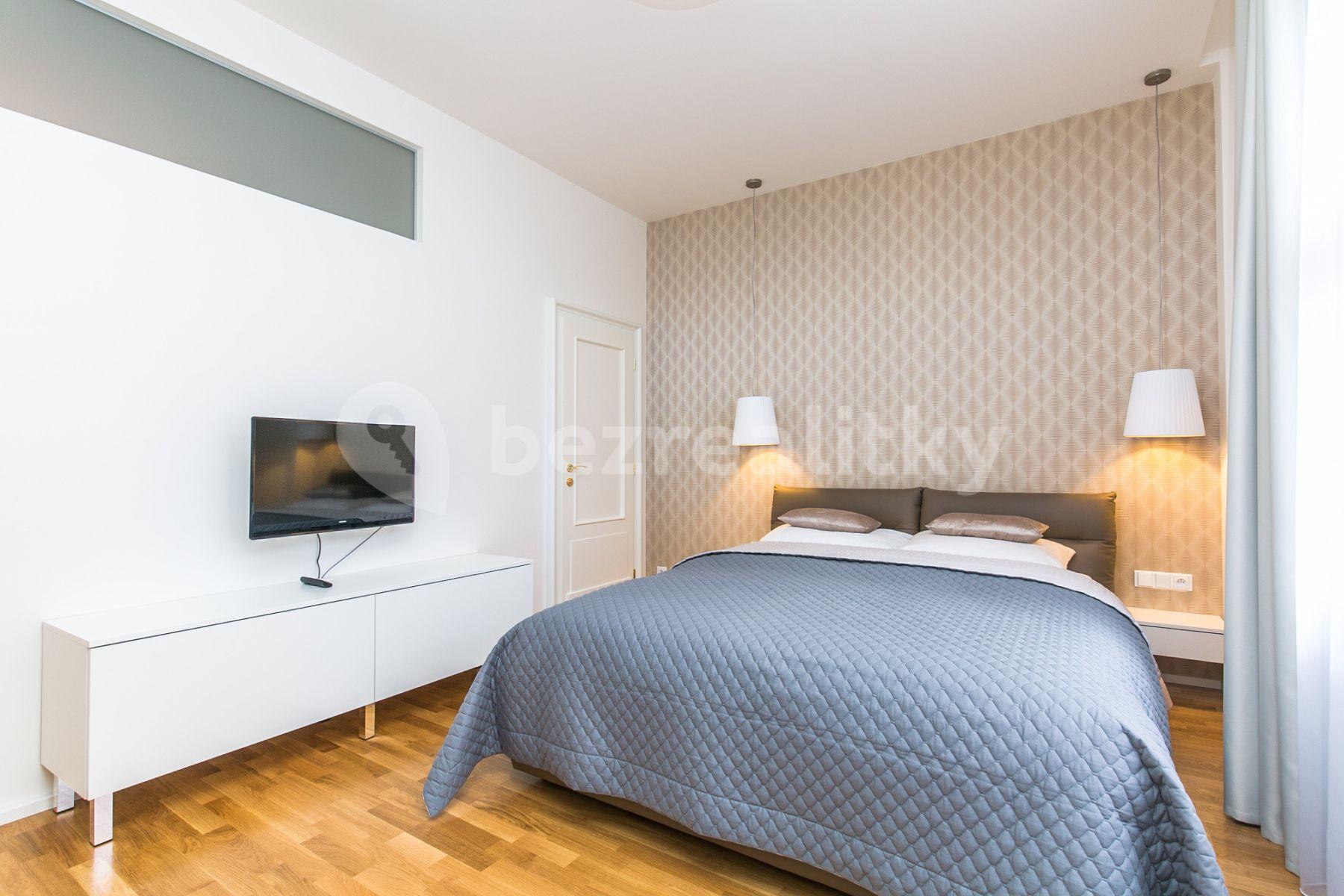 Pronájem bytu 3+kk 62 m², Dlouhá, Praha, Praha