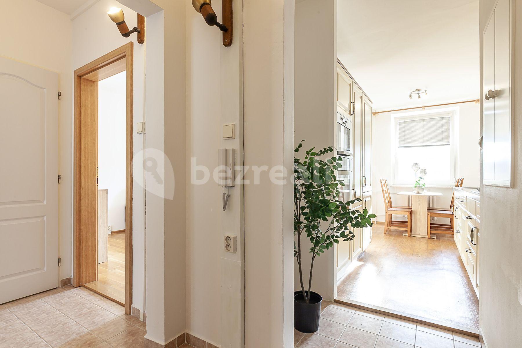 Prodej bytu 3+1 73 m², Benkova, Praha, Praha