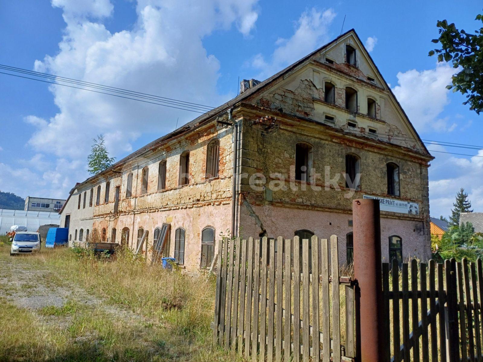 Prodej domu 1.000 m², pozemek 3.821 m², Okna, Liberecký kraj