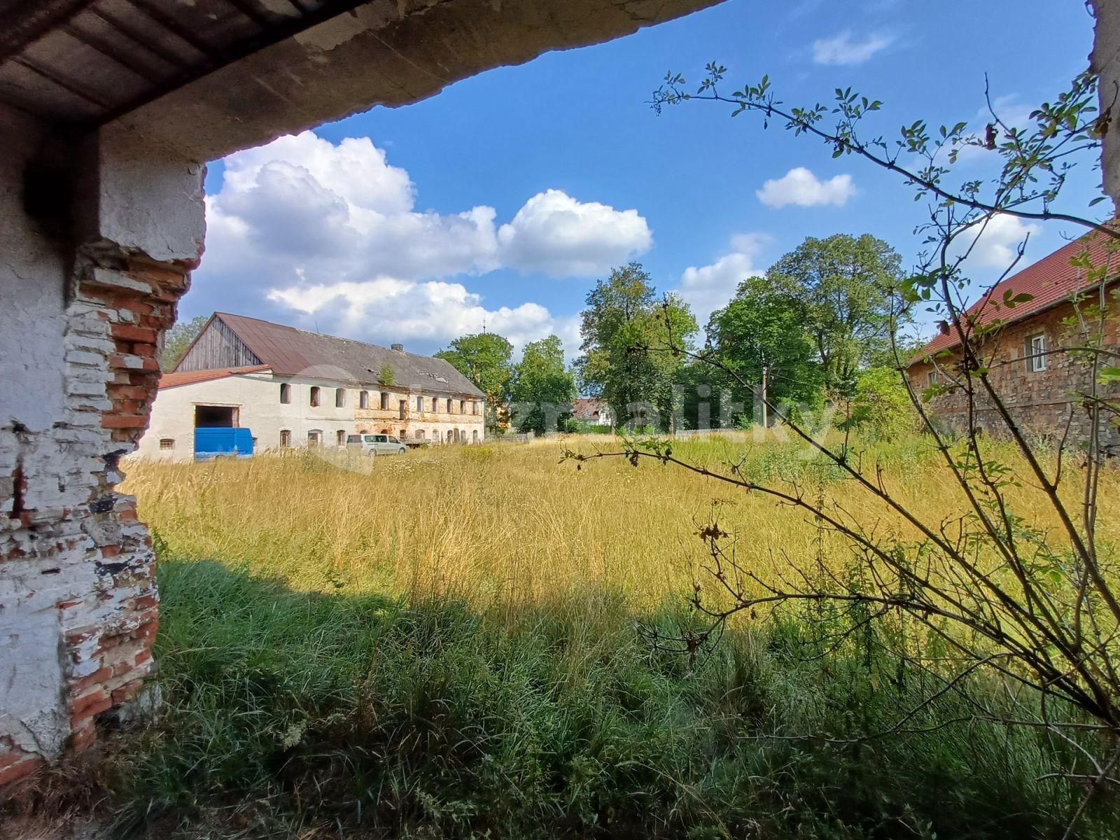 Prodej domu 1.000 m², pozemek 3.821 m², Okna, Liberecký kraj