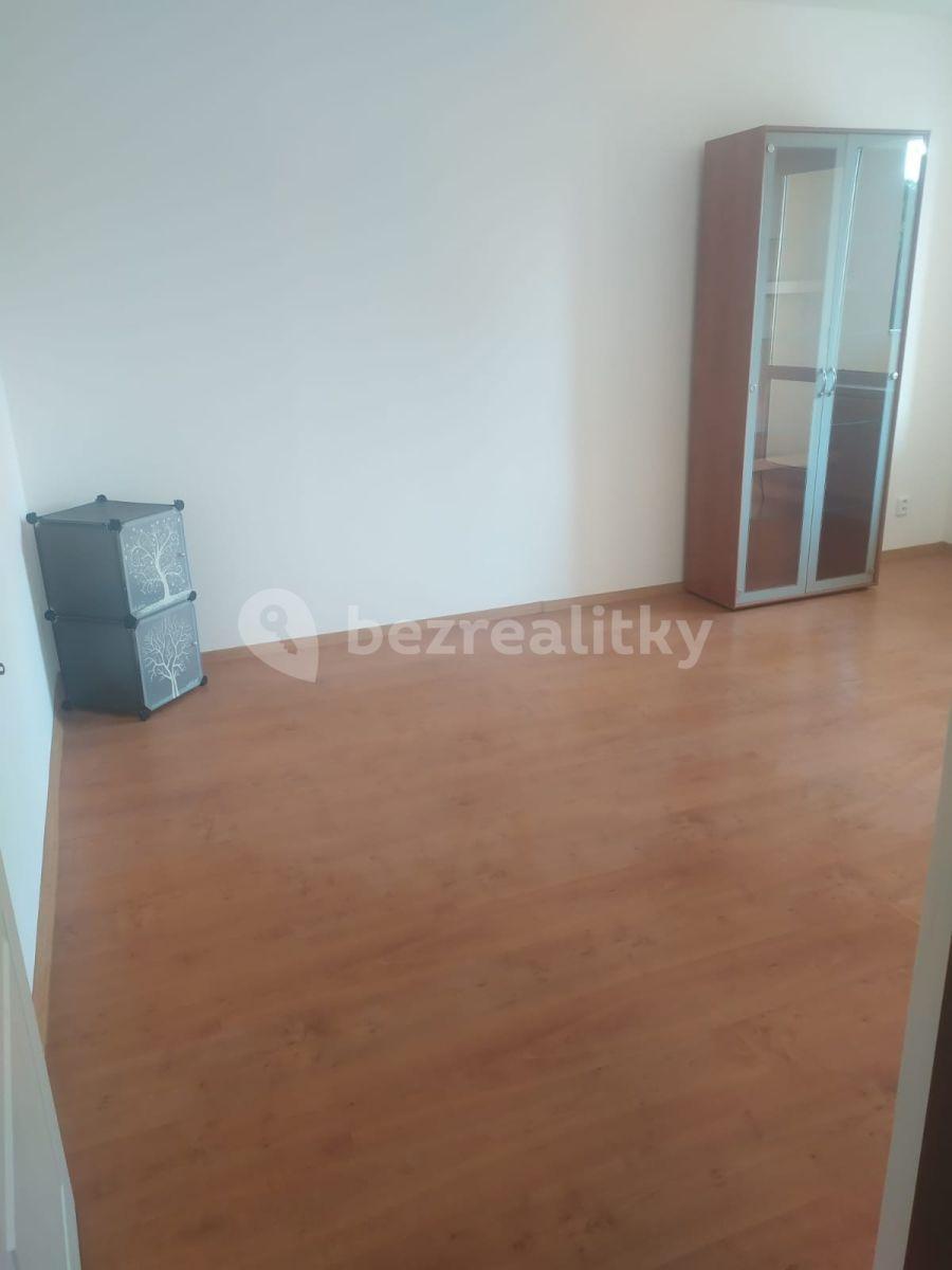 Pronájem bytu 2+1 60 m², Milovice, Středočeský kraj