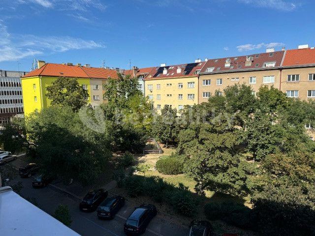 Prodej bytu 1+1 40 m², Humpolecká, Praha, Praha