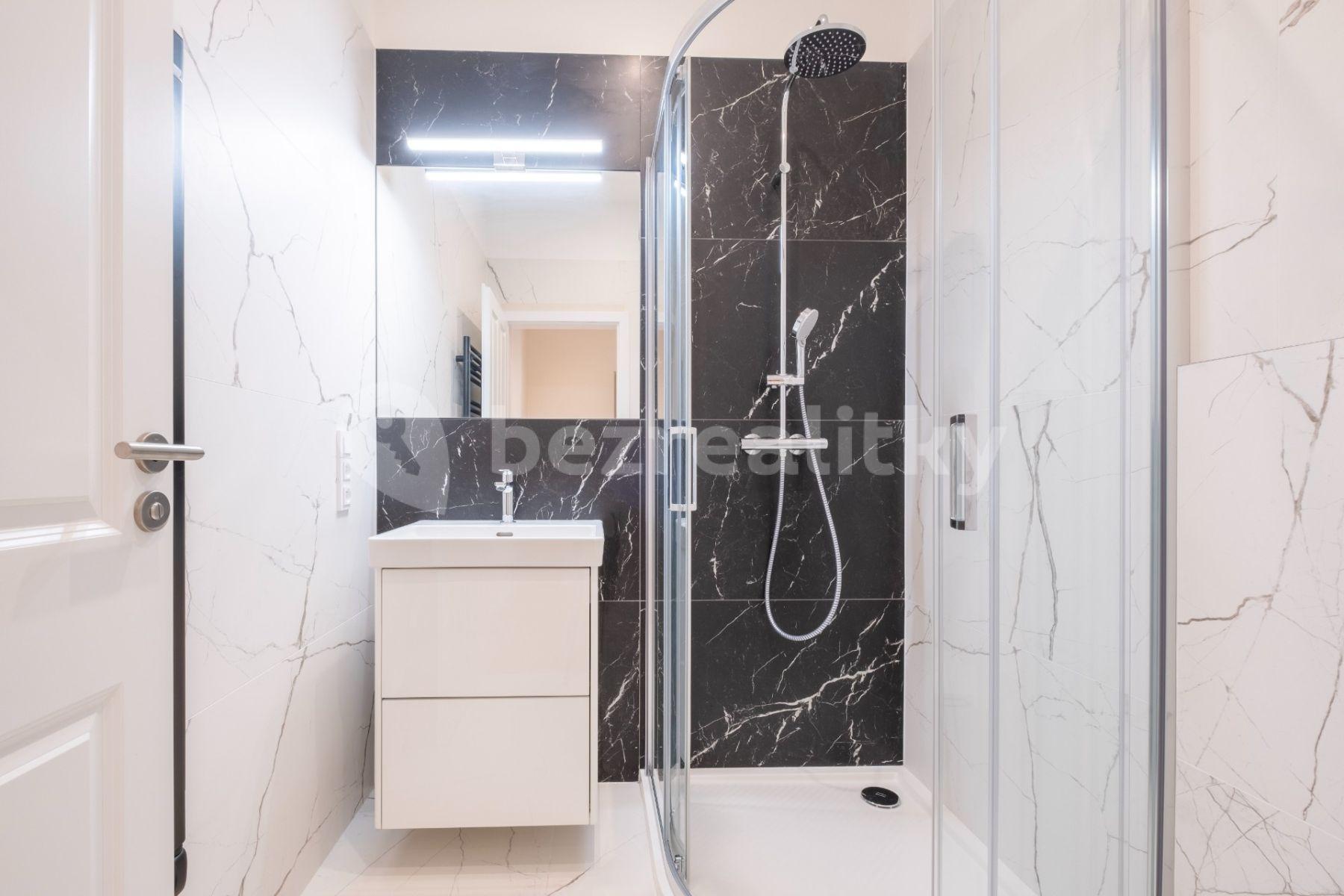 Pronájem bytu 2+kk 43 m², V Podhájí, Praha, Praha