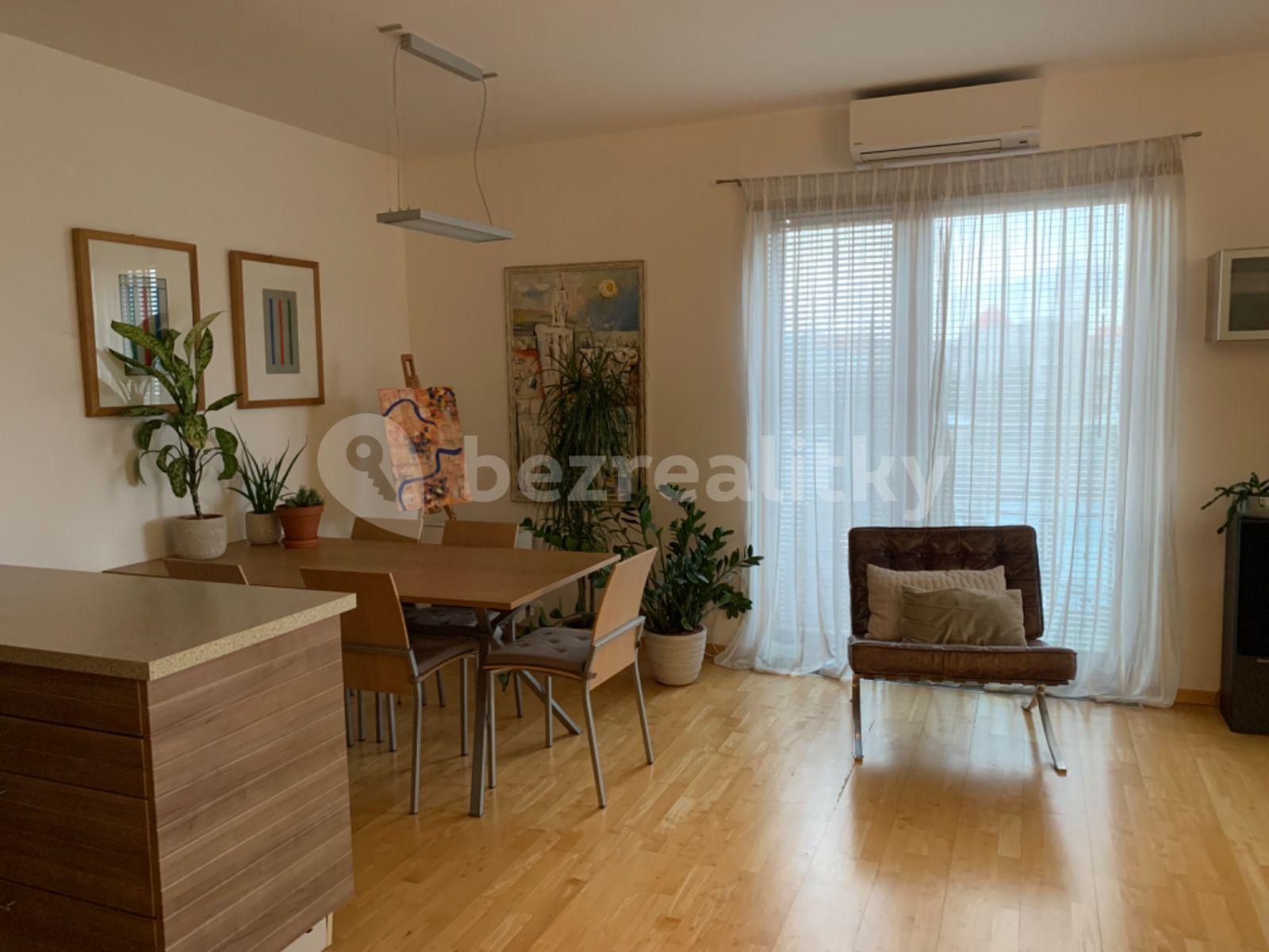 Pronájem bytu 2+kk 62 m², Vršovická, Praha, Praha