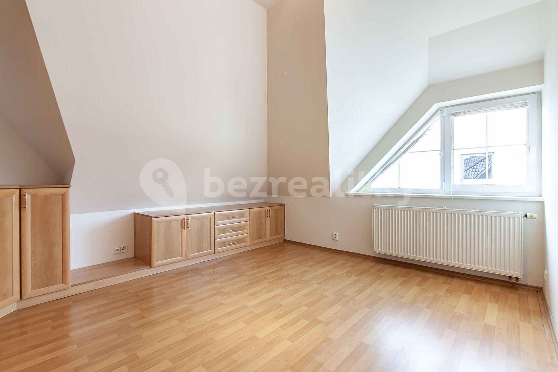 Prodej domu 203 m², pozemek 953 m², Diamantová, Praha, Praha