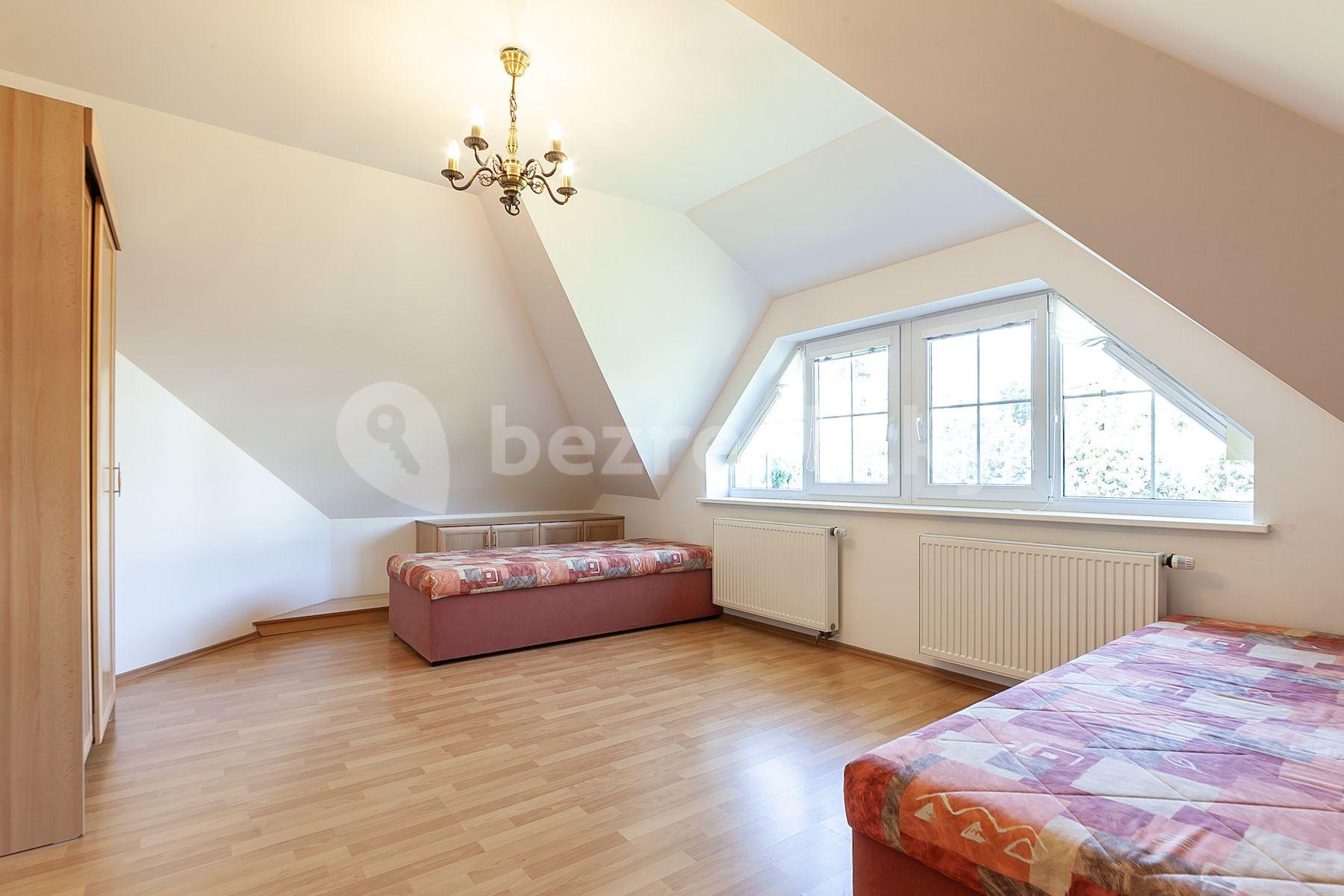 Prodej domu 203 m², pozemek 953 m², Diamantová, Praha, Praha