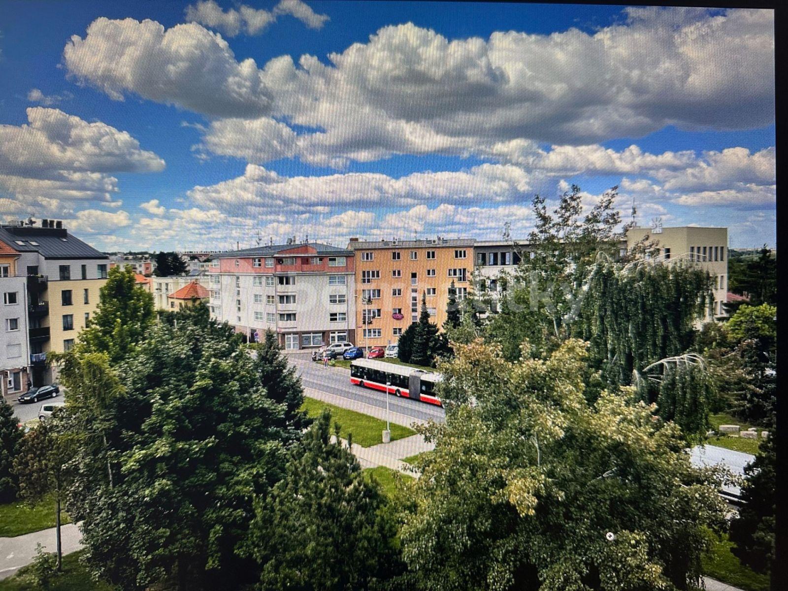 Pronájem bytu 1+kk 23 m², Suchdolské náměstí, Praha, Praha