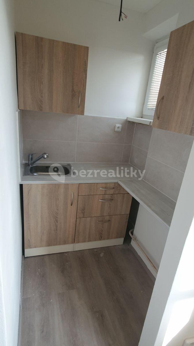 Pronájem bytu 1+kk 27 m², třída Míru, Olomouc, Olomoucký kraj