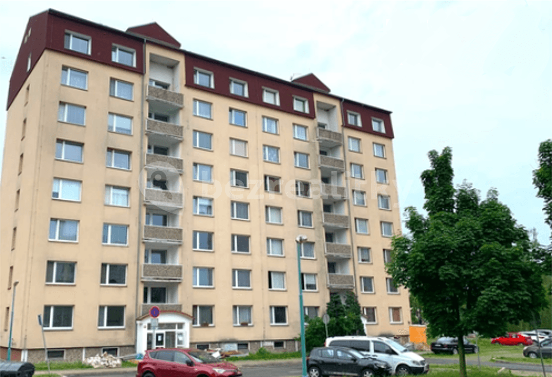 Prodej bytu 1+1 38 m², Průběžná, Milovice, Středočeský kraj