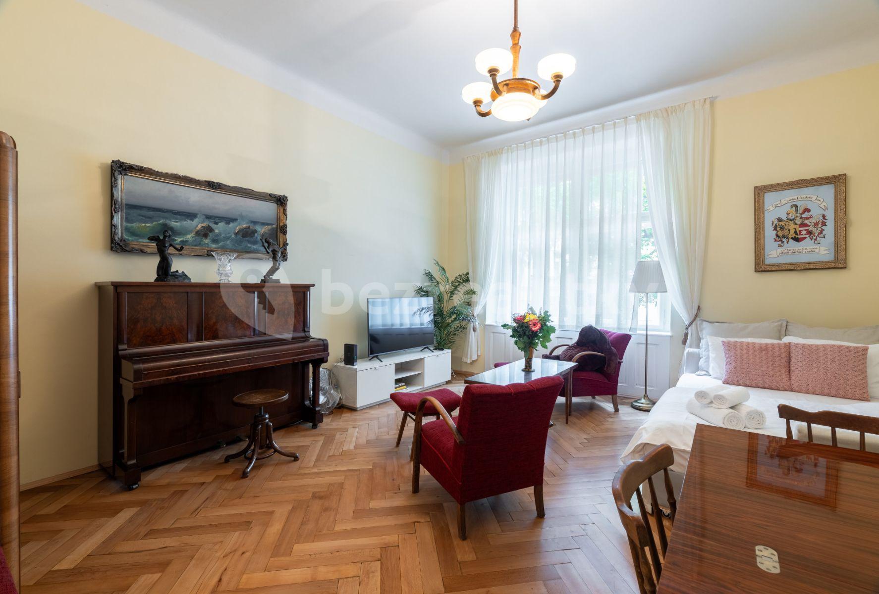 Pronájem bytu 2+1 58 m², Lužická, Praha, Praha