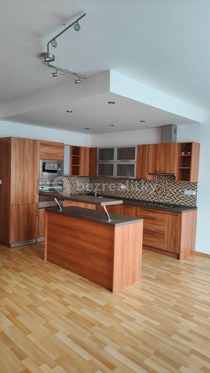 Prodej bytu 4+kk 95 m², V Zahradách, Beroun, Středočeský kraj