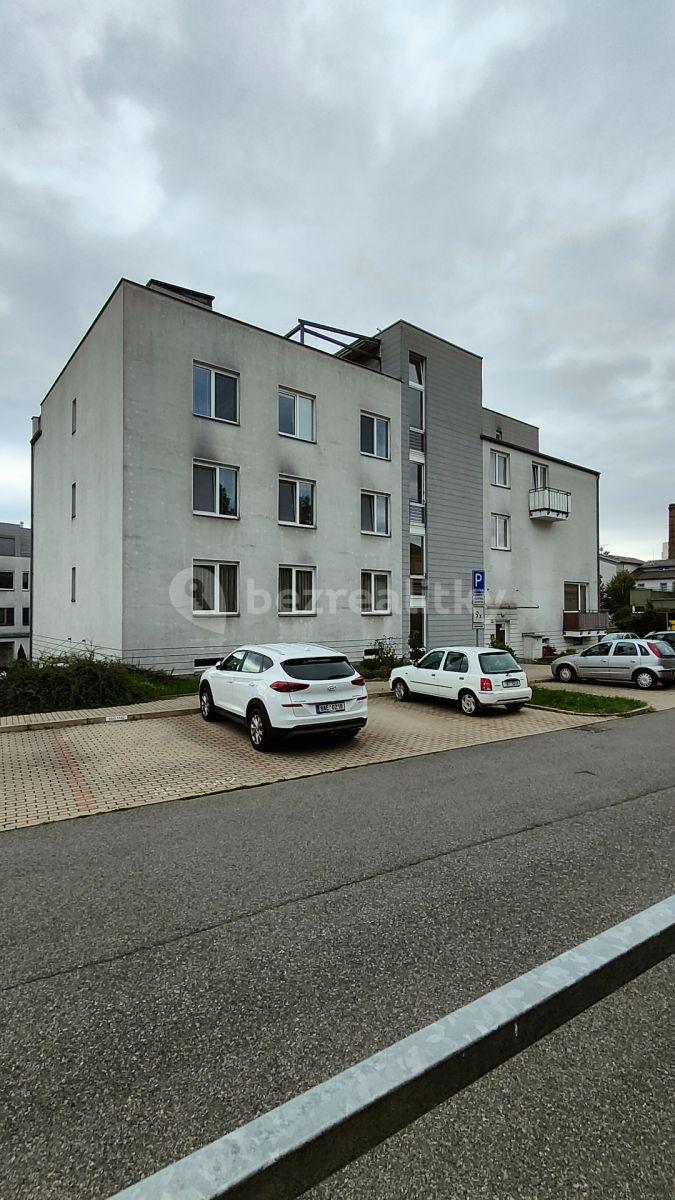 Prodej bytu 4+kk 95 m², V Zahradách, Beroun, Středočeský kraj