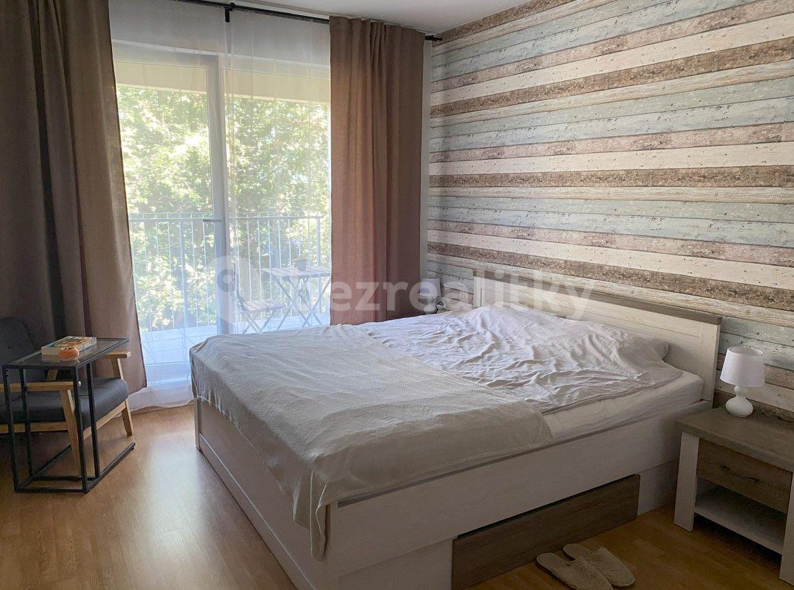 Pronájem bytu 2+kk 50 m², Chlebovická, Praha, Praha