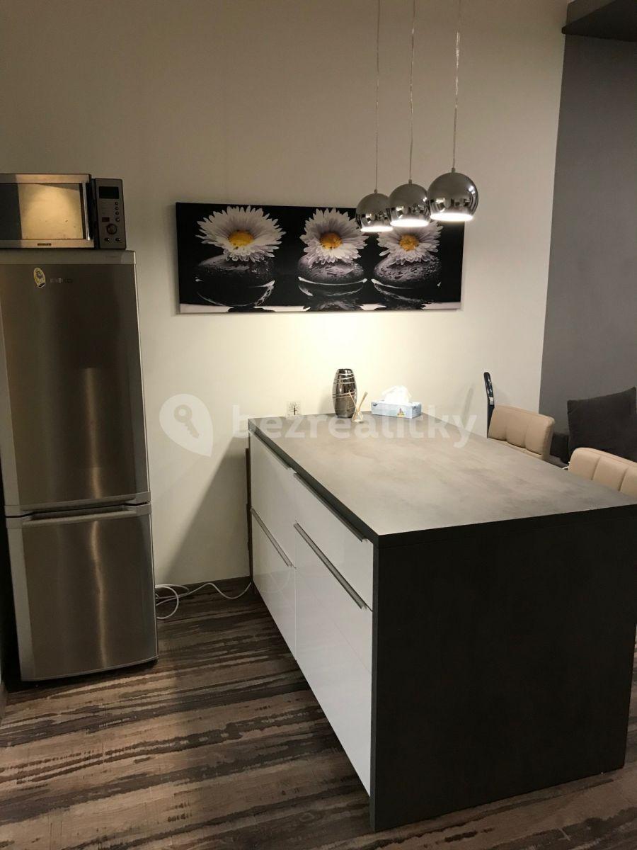 Pronájem bytu 2+kk 43 m², Malešická, Praha, Praha