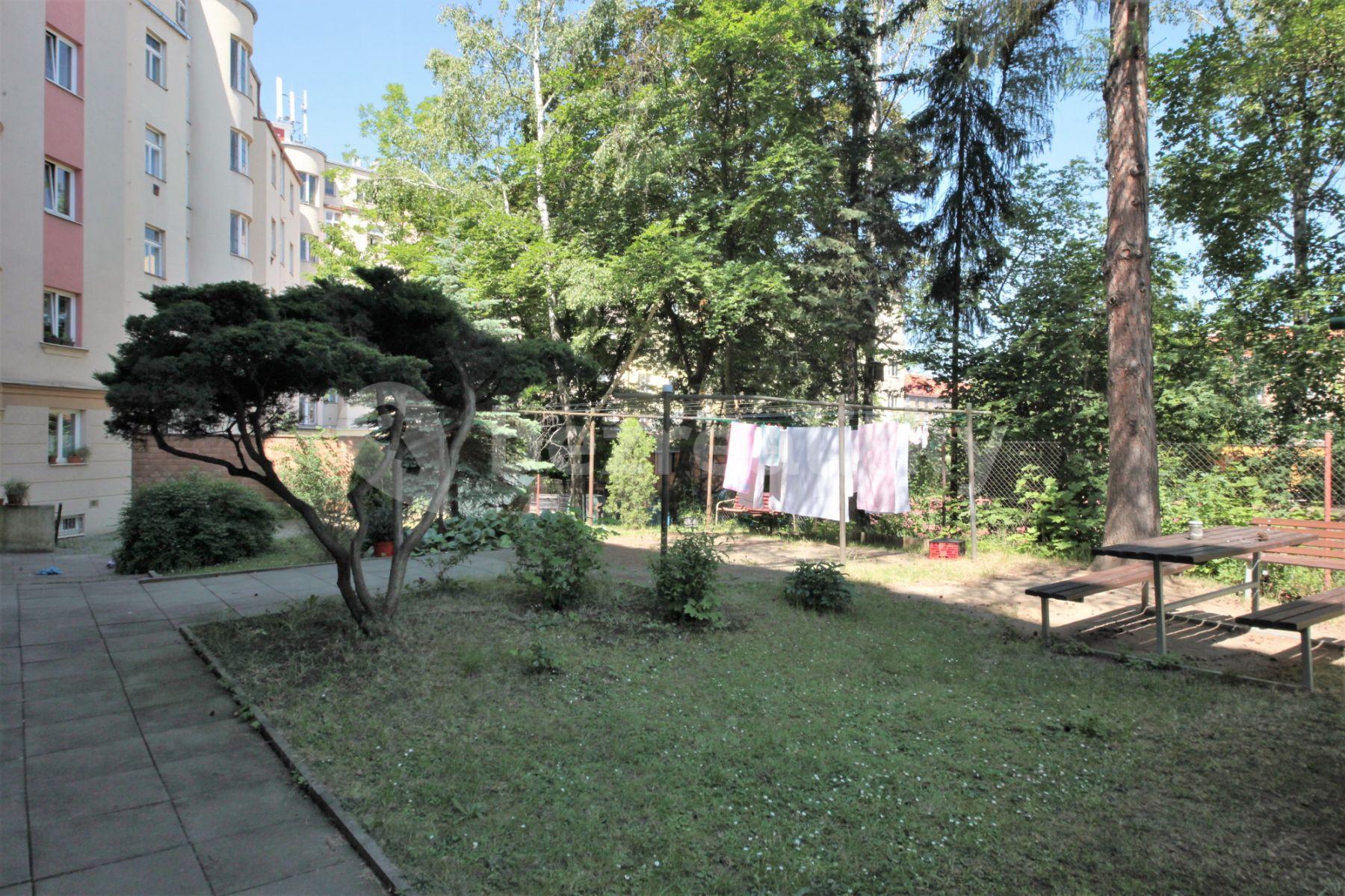 Pronájem bytu 2+kk 43 m², Malešická, Praha, Praha