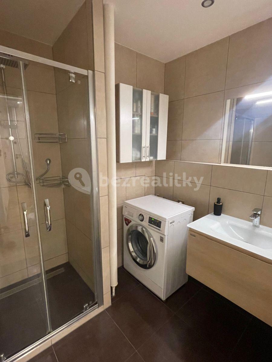 Prodej bytu 3+kk 58 m², Kubánské náměstí, Praha, Praha