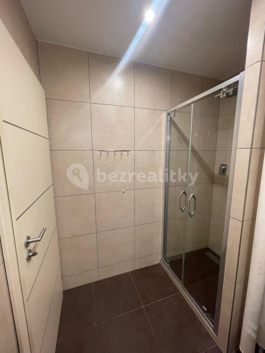 Prodej bytu 3+kk 58 m², Kubánské náměstí, Praha, Praha