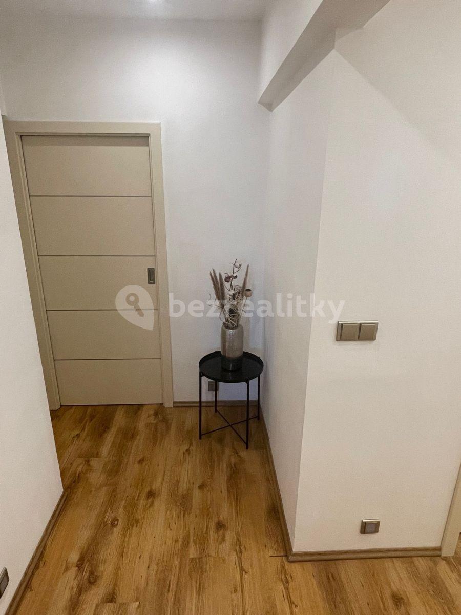 Prodej bytu 3+kk 58 m², Kubánské náměstí, Praha, Praha