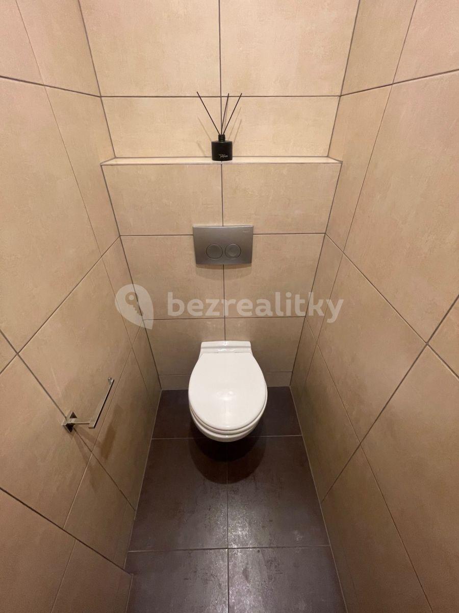 Prodej bytu 3+kk 58 m², Kubánské náměstí, Praha, Praha