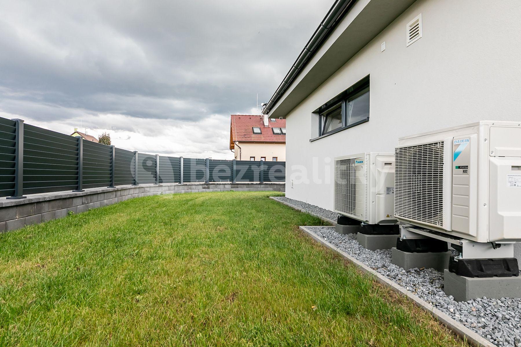 Prodej domu 136 m², pozemek 824 m², Zelná, Sibřina, Středočeský kraj