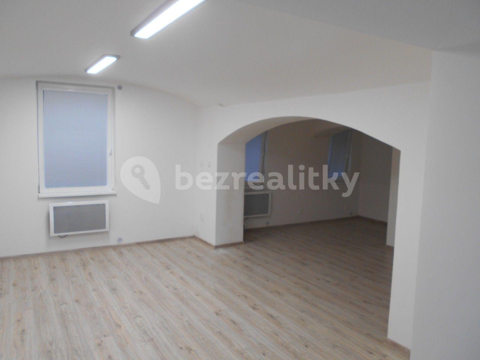 Pronájem bytu 2+kk 57 m², Louny, Ústecký kraj