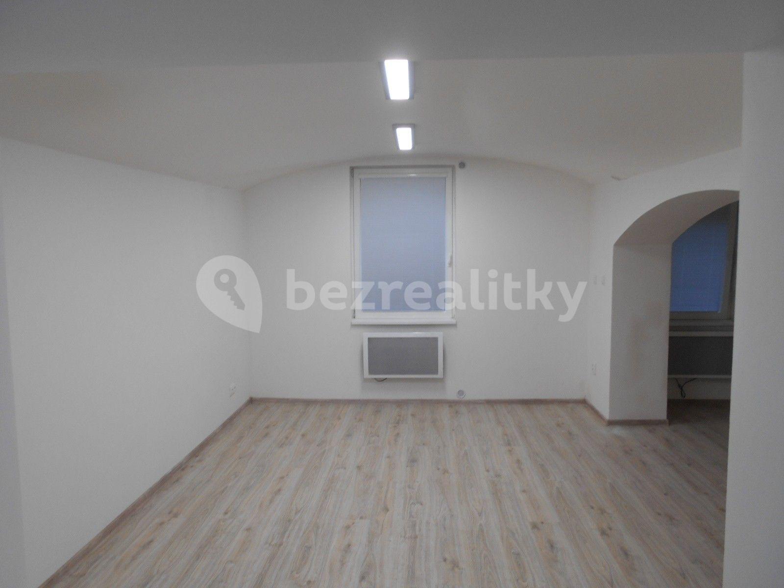 Pronájem bytu 2+kk 57 m², Louny, Ústecký kraj