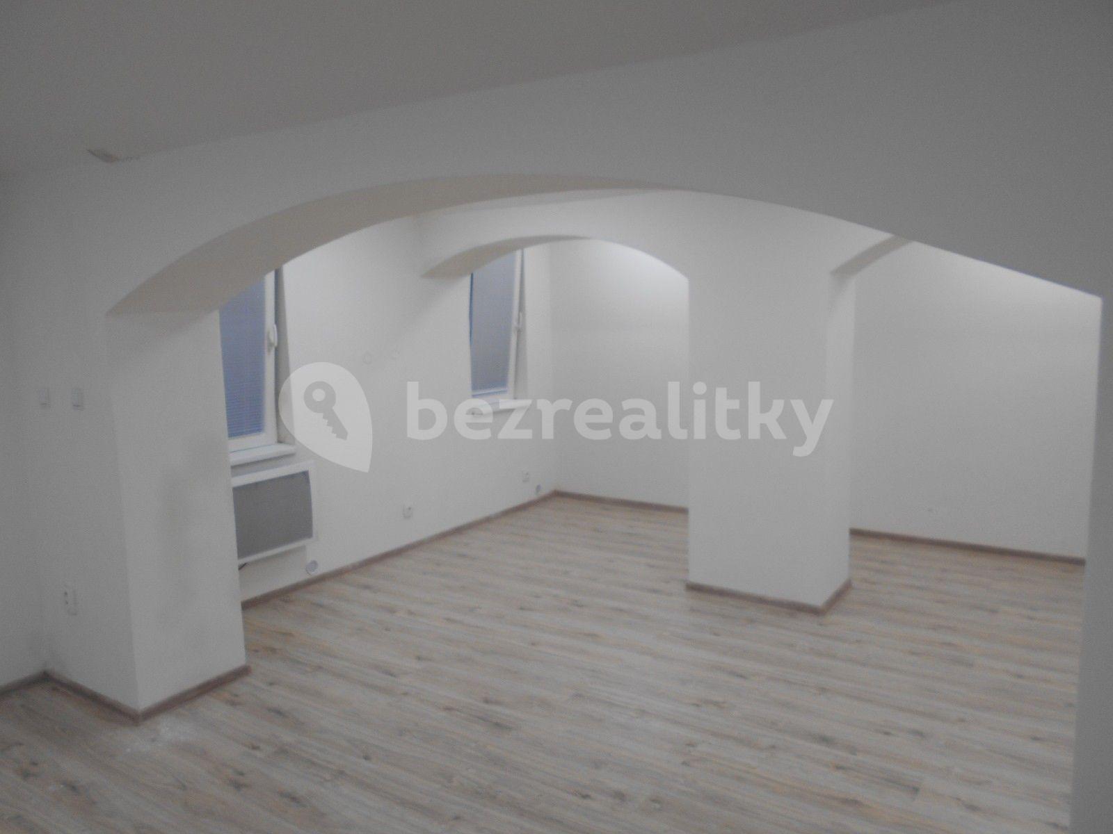 Pronájem bytu 2+kk 57 m², Louny, Ústecký kraj