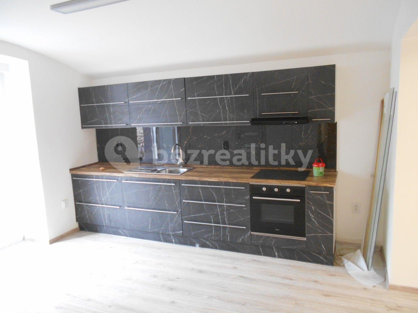 Pronájem bytu 2+kk 57 m², Louny, Ústecký kraj