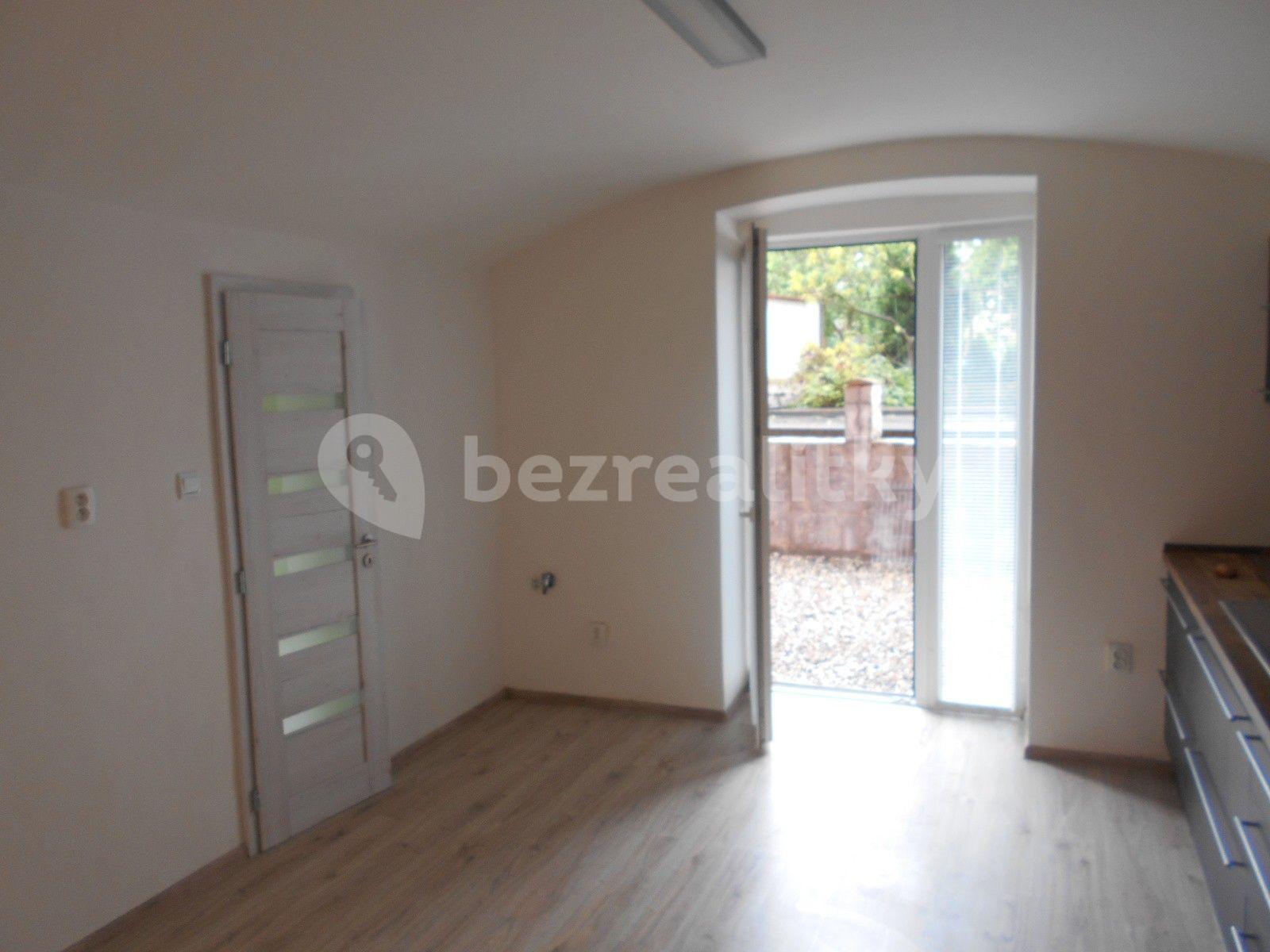 Pronájem bytu 2+kk 57 m², Louny, Ústecký kraj