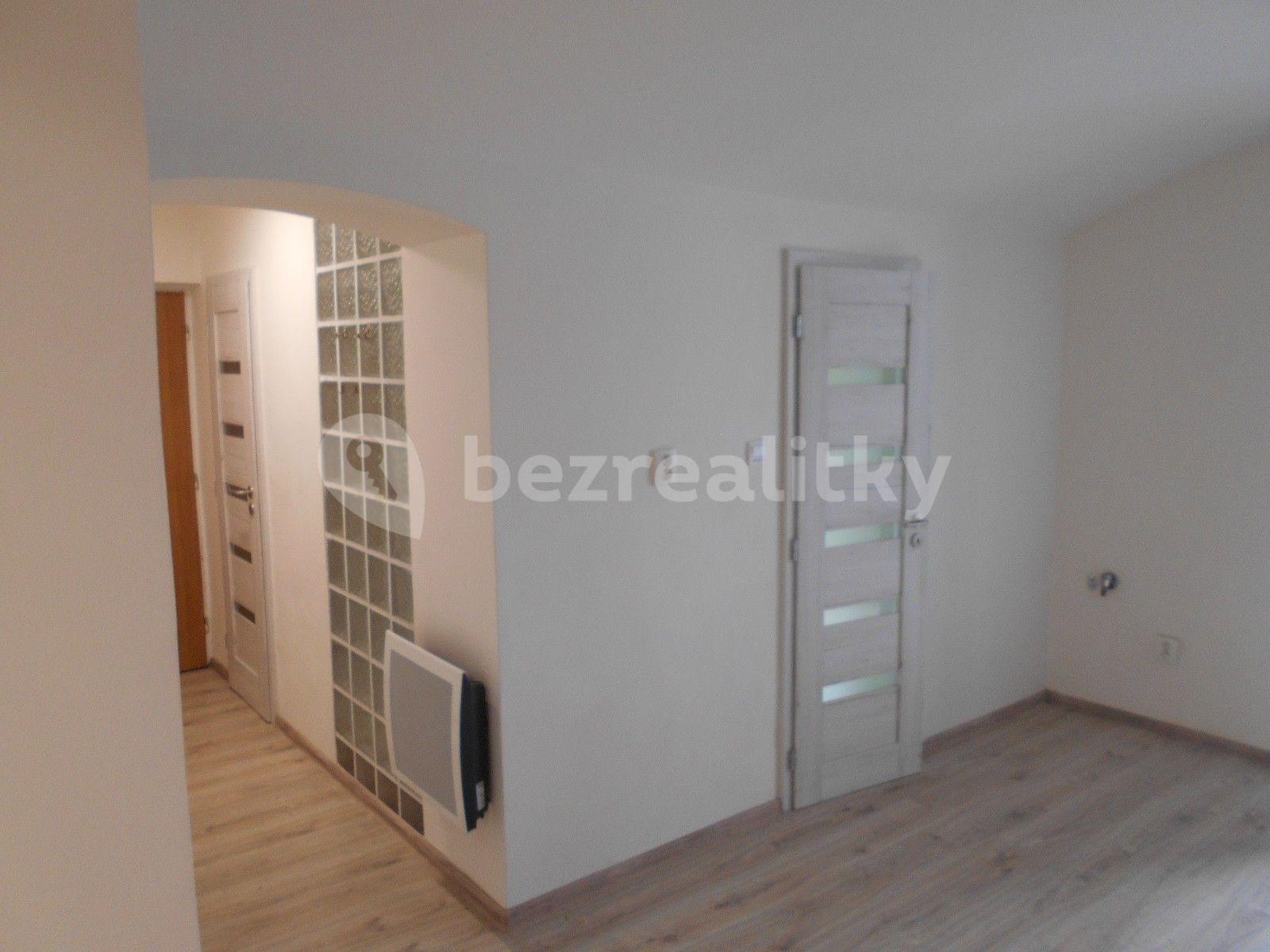 Pronájem bytu 2+kk 57 m², Louny, Ústecký kraj