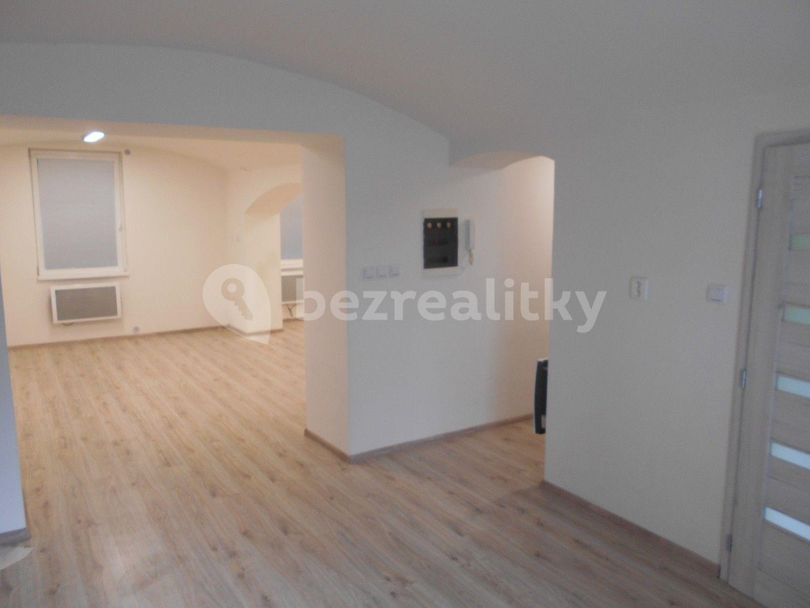 Pronájem bytu 2+kk 57 m², Louny, Ústecký kraj