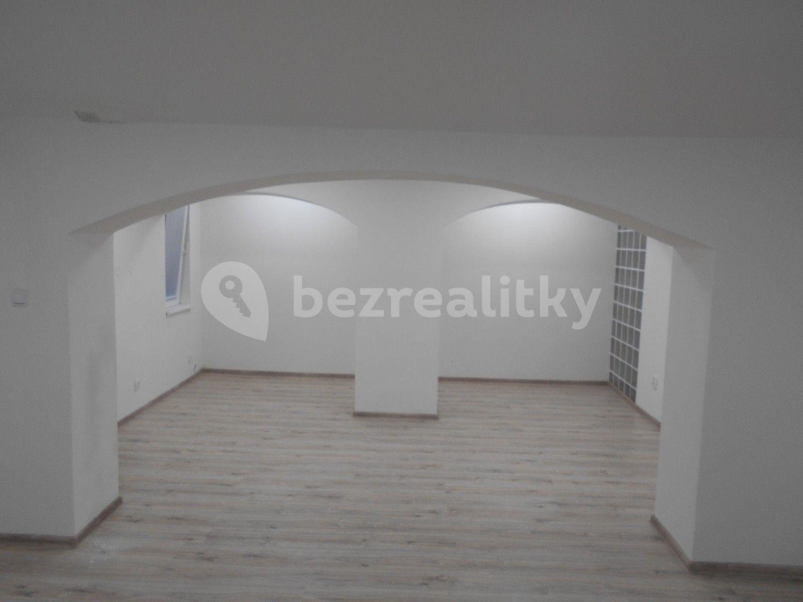 Pronájem bytu 2+kk 57 m², Louny, Ústecký kraj