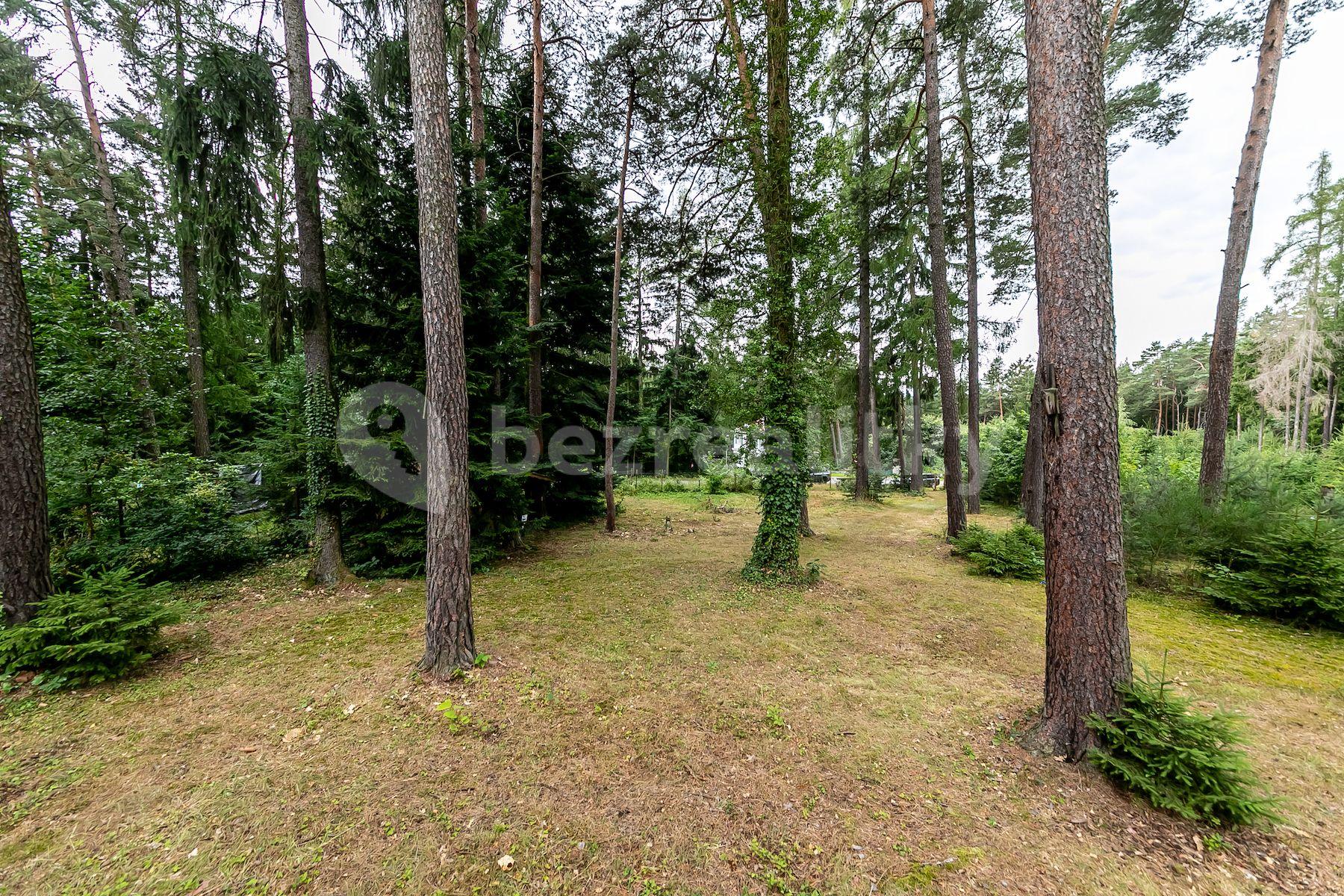 Prodej pozemku 1.226 m², U Vodárny, Jevany, Středočeský kraj