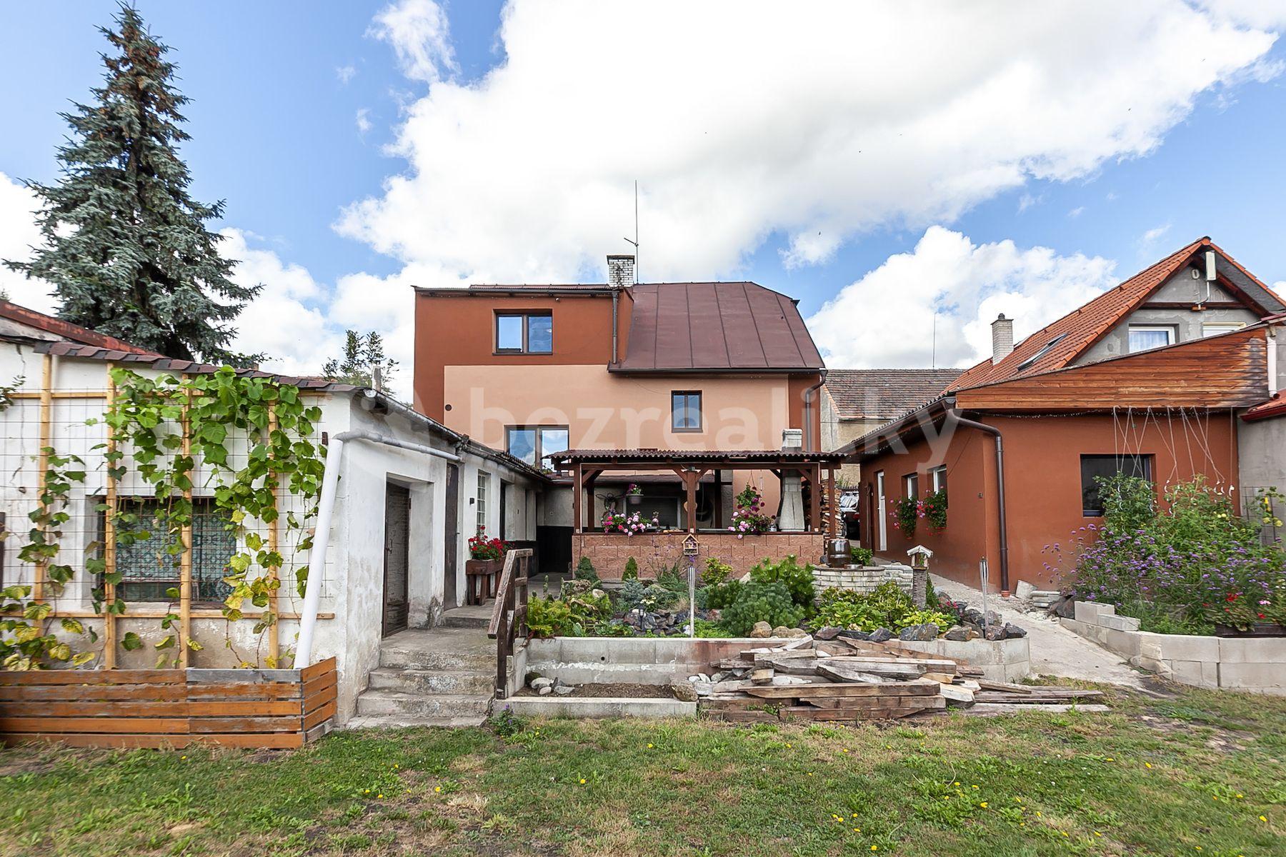 Prodej domu 143 m², pozemek 496 m², Mělnická, Všetaty, Středočeský kraj