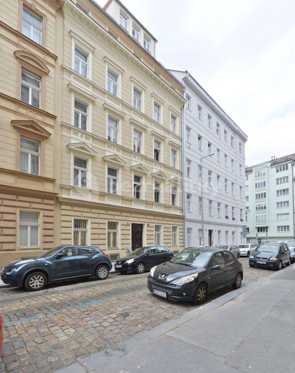 Pronájem bytu 2+kk 78 m², Varšavská, Praha, Praha