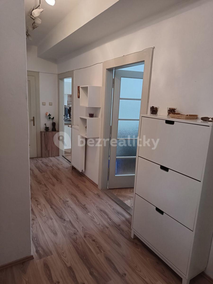 Pronájem bytu 2+1 68 m², U Družstva Ideál, Praha, Praha