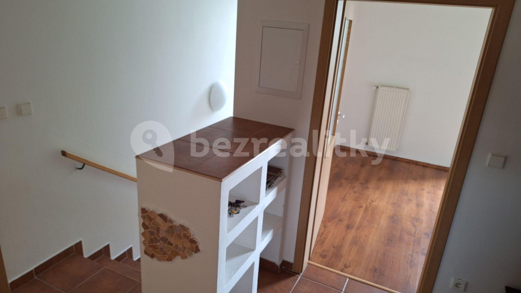 Pronájem bytu 3+kk 76 m², Jiráskova, Jinočany, Středočeský kraj