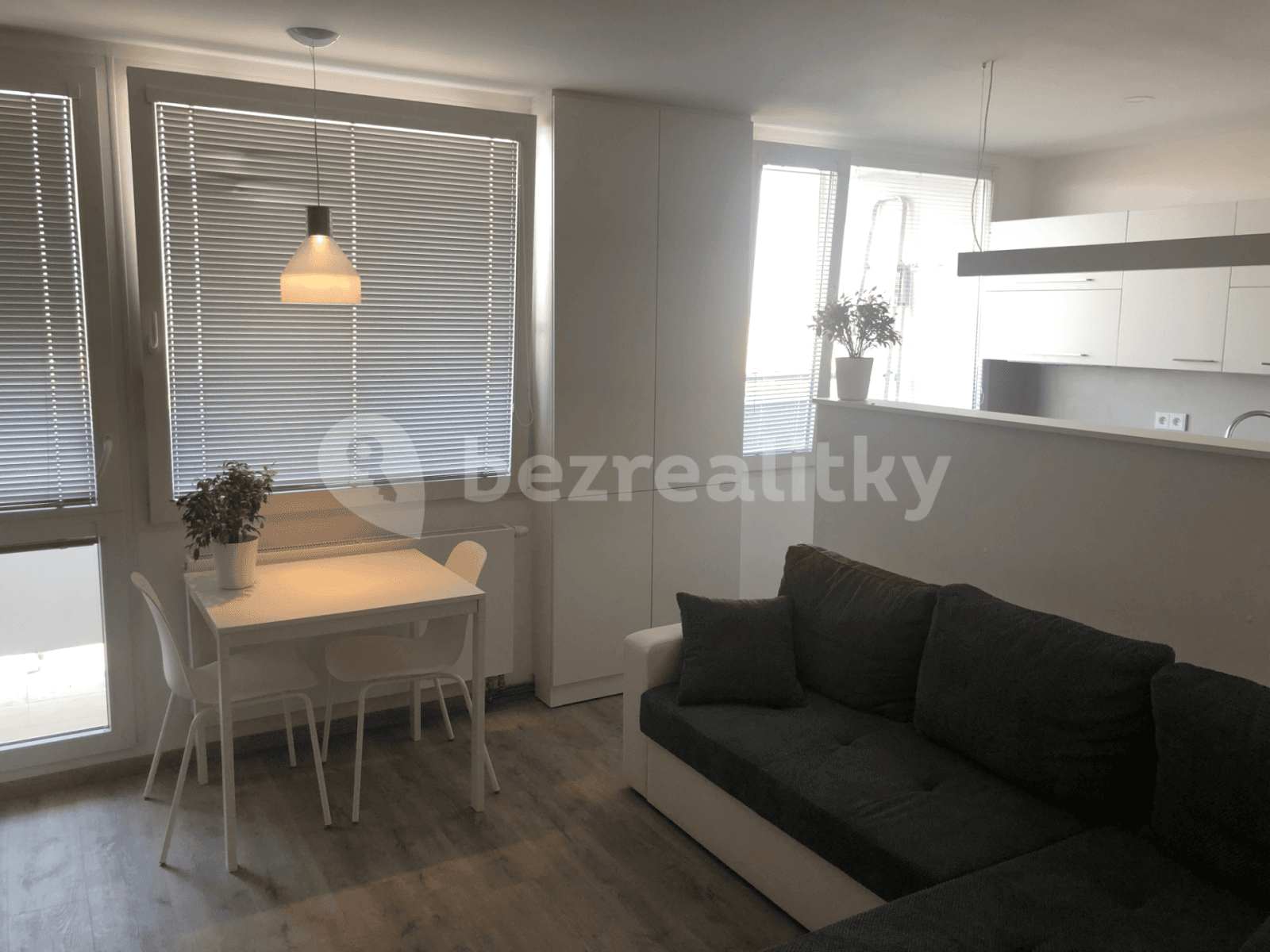 Prodej bytu 3+kk 63 m², Křenická, Praha, Praha