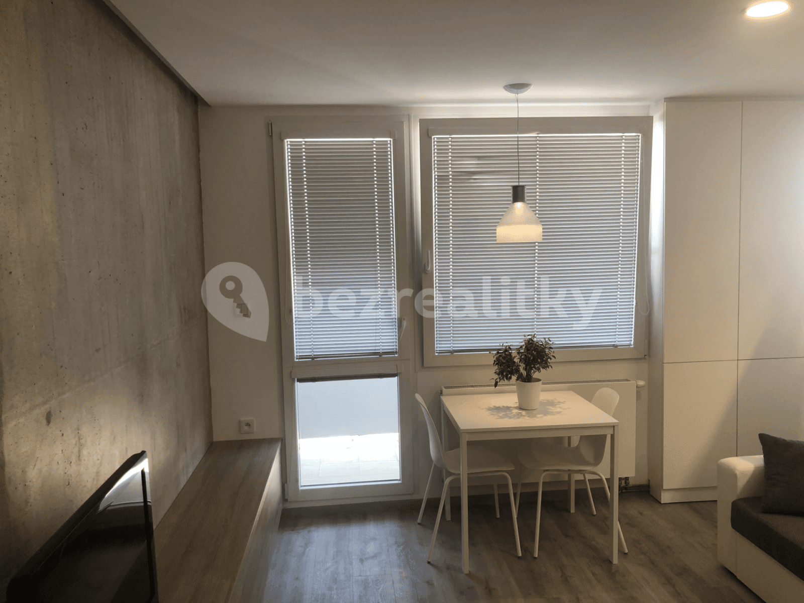 Prodej bytu 3+kk 63 m², Křenická, Praha, Praha