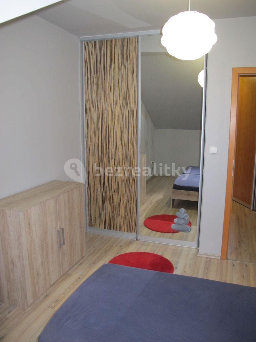 Pronájem bytu 2+kk 75 m², Spojovací, Sulice, Středočeský kraj