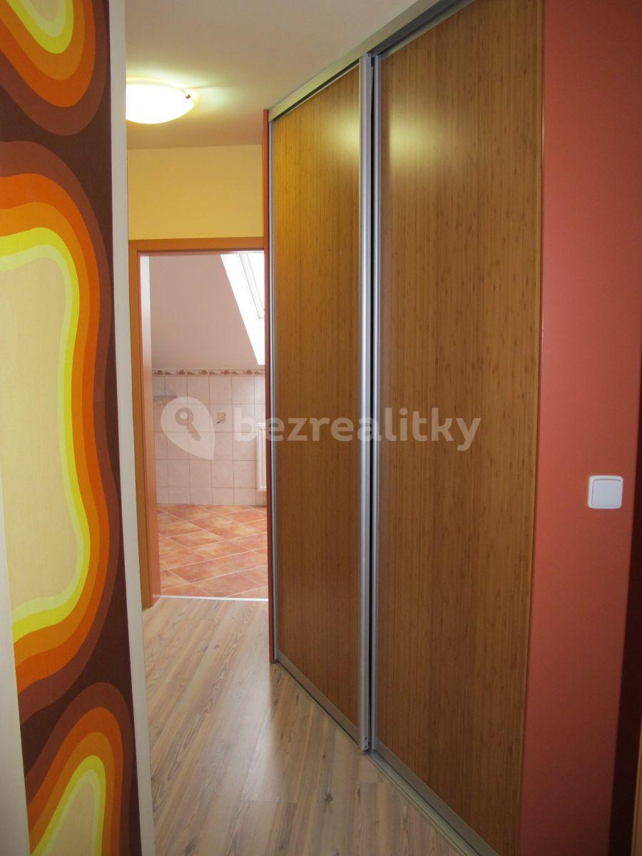 Pronájem bytu 2+kk 75 m², Spojovací, Sulice, Středočeský kraj